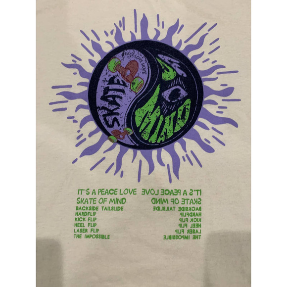 Seven Souls New York Kids Peace Skate of Mind Graphic T-shirt Size 14/16 - Picture 2 of 4